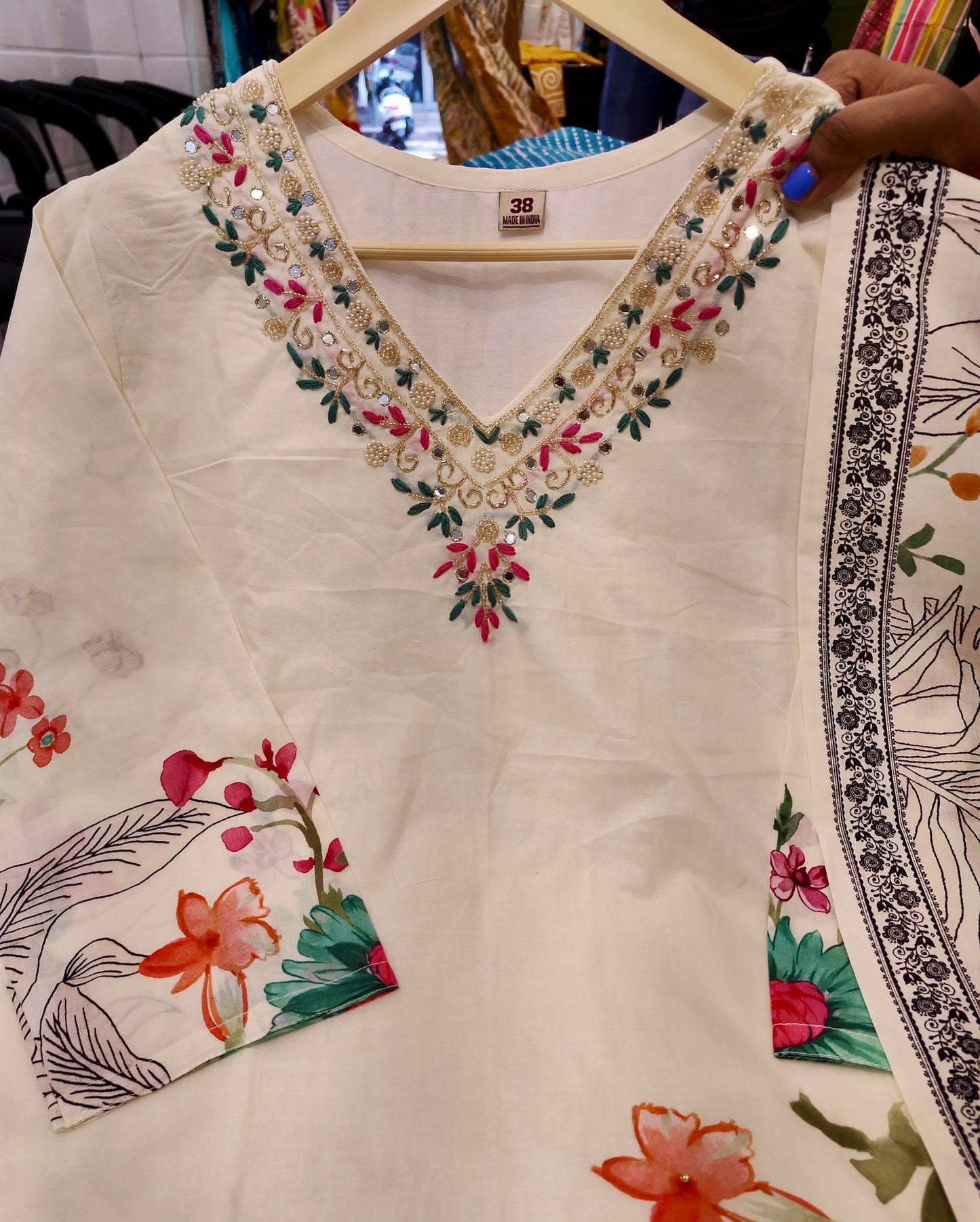 Cotton Digital Printed suit with Malmal Lining- 3 pc suit